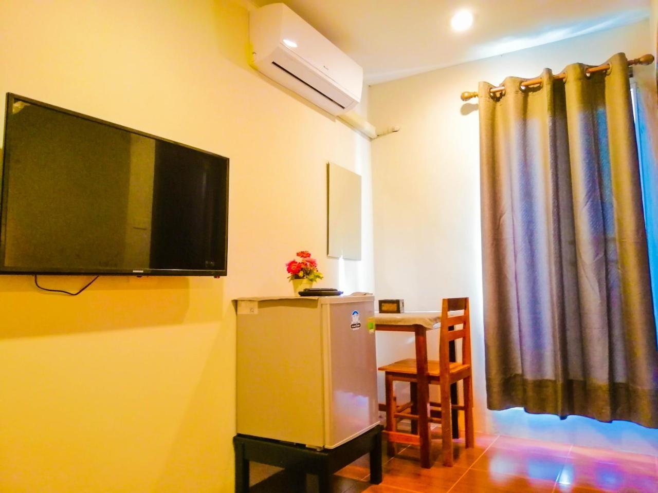 อวาลอน เรสซิเดนซ์ Hotel สะหวันนะเขต ภายนอก รูปภาพ