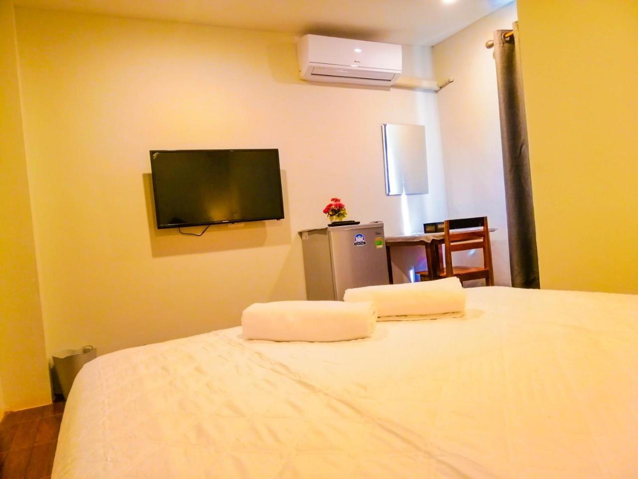 อวาลอน เรสซิเดนซ์ Hotel สะหวันนะเขต ภายนอก รูปภาพ