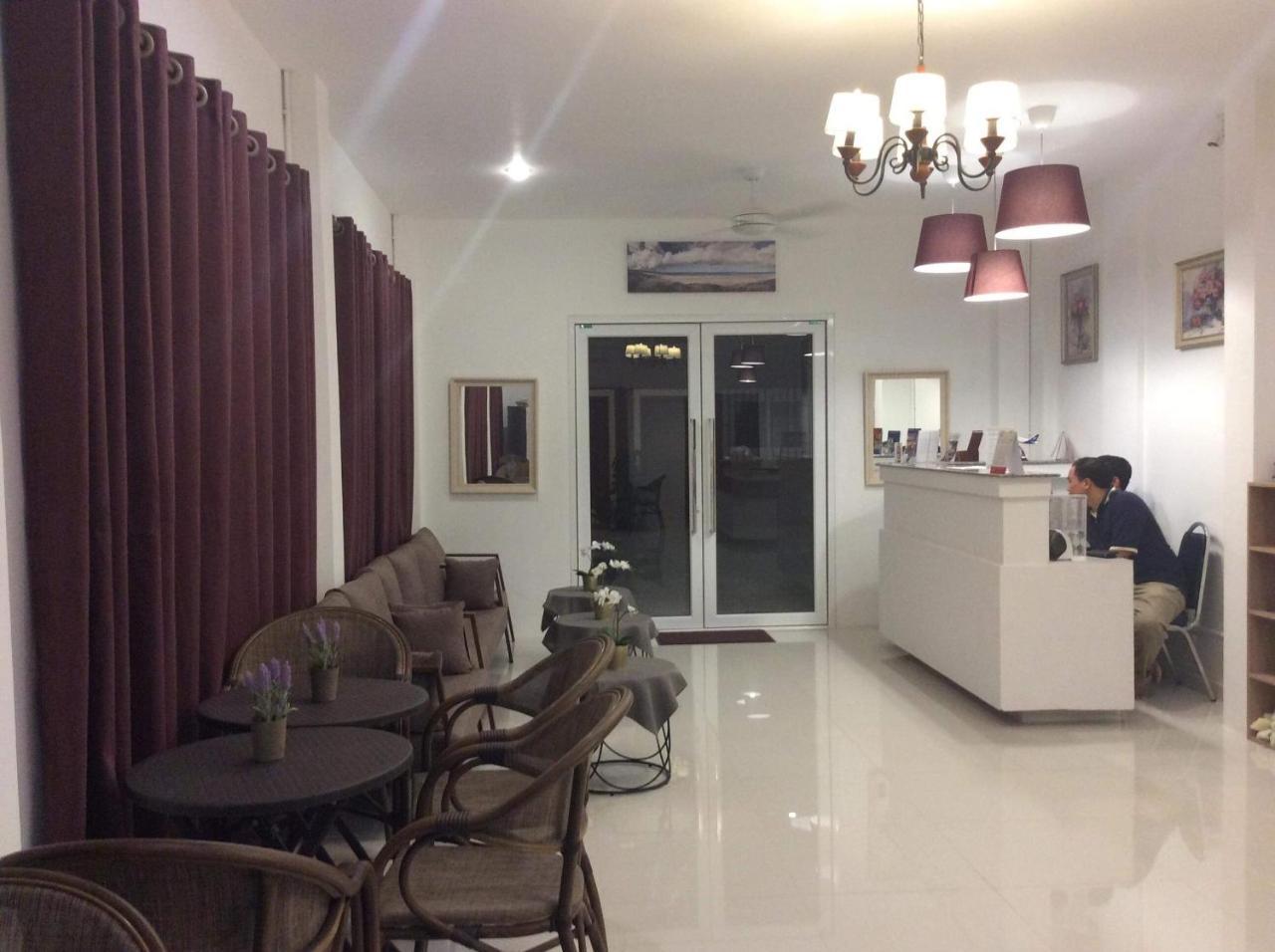 อวาลอน เรสซิเดนซ์ Hotel สะหวันนะเขต ภายนอก รูปภาพ